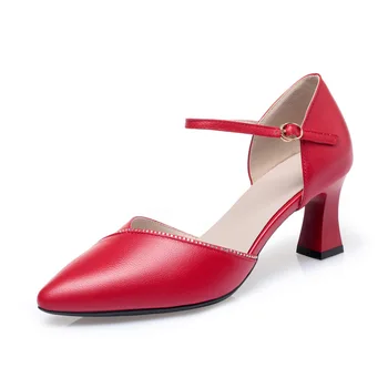 Размери 35-40; червен дамски обувки от спилка; летни сандали на висок ток 6 см, с остри пръсти
